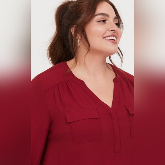 Torrid, NWOT, Red Harper Georgette, Pullover, 3/4 Sleeve Blouse, Size 3X - Picture 5 of 8